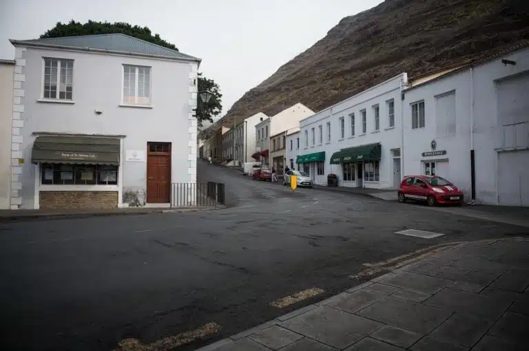 6416A6B4 A8F2 453D AEAA 9973908EE0EF