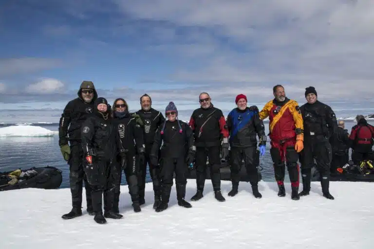 Antarctic Ice Diving photos04